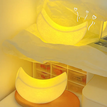 Curved Moon Night Light – INS-Style Bedside Lamp, Atmospheric Bedroom Light, Holiday & Small Gift Ornament