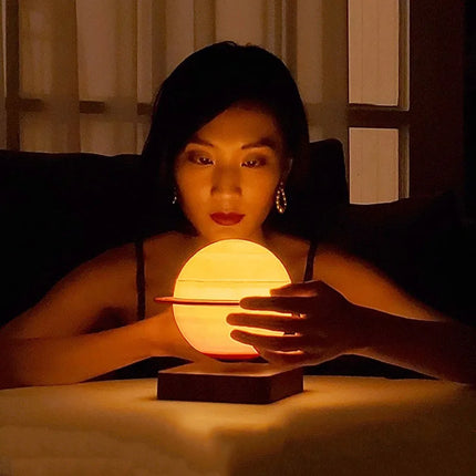 Levitating planet lamp Saturn


