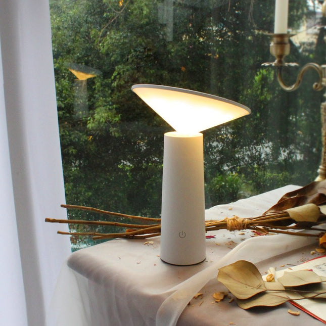 Nordic ceramic table lamp

