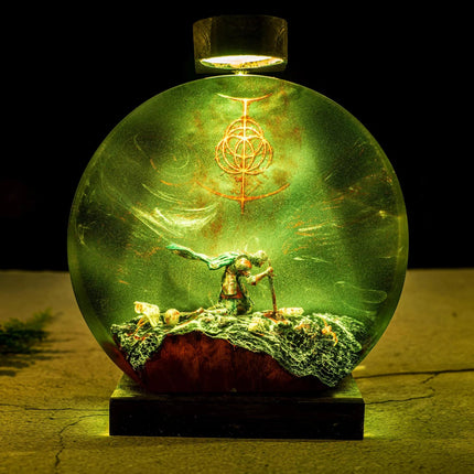 Fallen Knight Helmet 3D Resin Lamp Unique Boys Room Decoration Night Light Gift