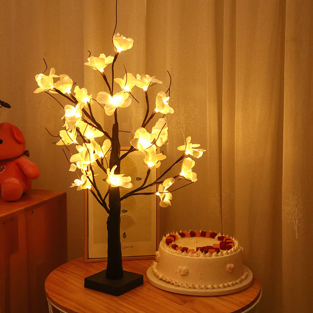 Ttree Lamp