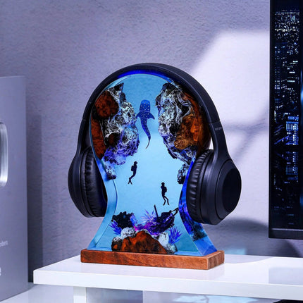 Diver and Shark Epoxy Resin Gaming Headset Stand Creative Desk Ornament Birthday Gift for Boyfriend