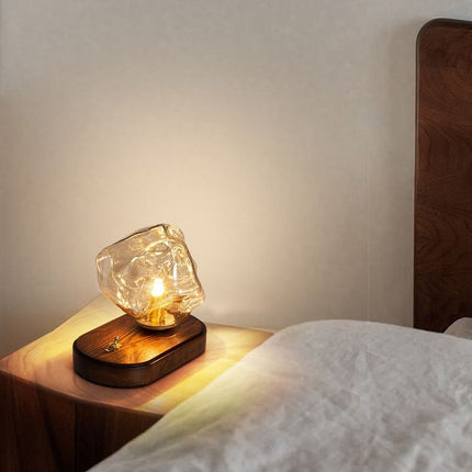Optical illusion ice ball lamp

