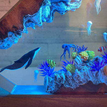 Resin Ocean Lamp 