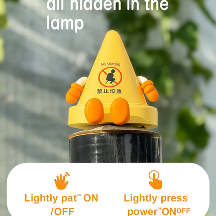 Traffic barricade light

