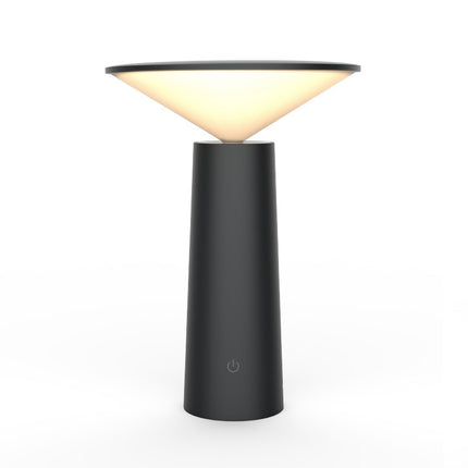 White ceramic Nordic desk lamp

